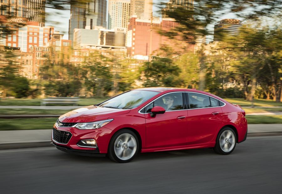  Chevrolet Cruze Premier RS 2016 года  (фото 26 из 34)